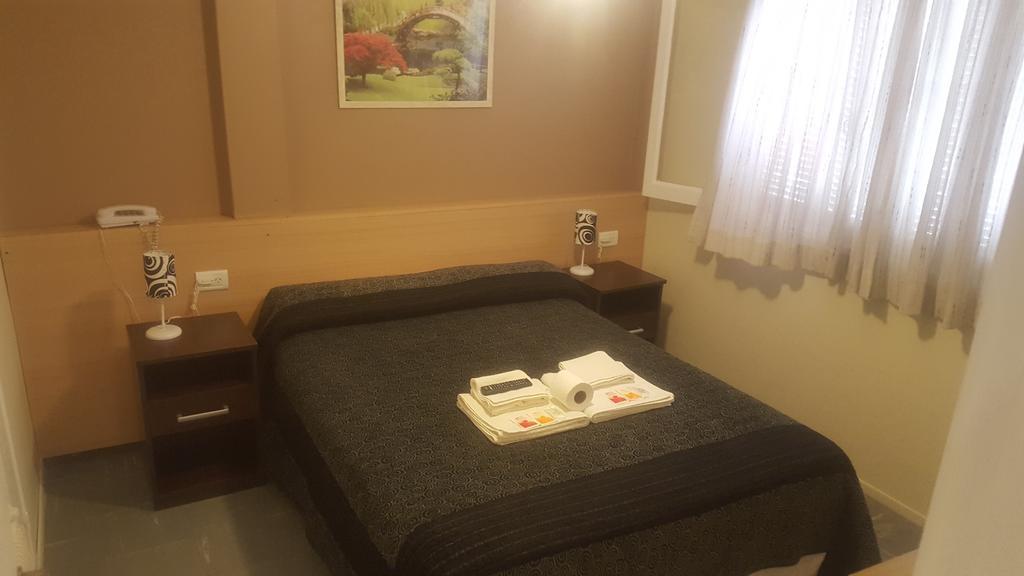 Hotel Europa Мар дел Плата Екстериор снимка